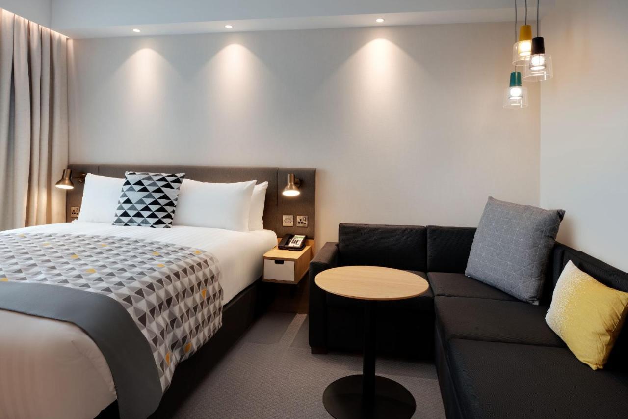 Holiday Inn London Heathrow - Bath Road By Ihg West Drayton  Exterior photo