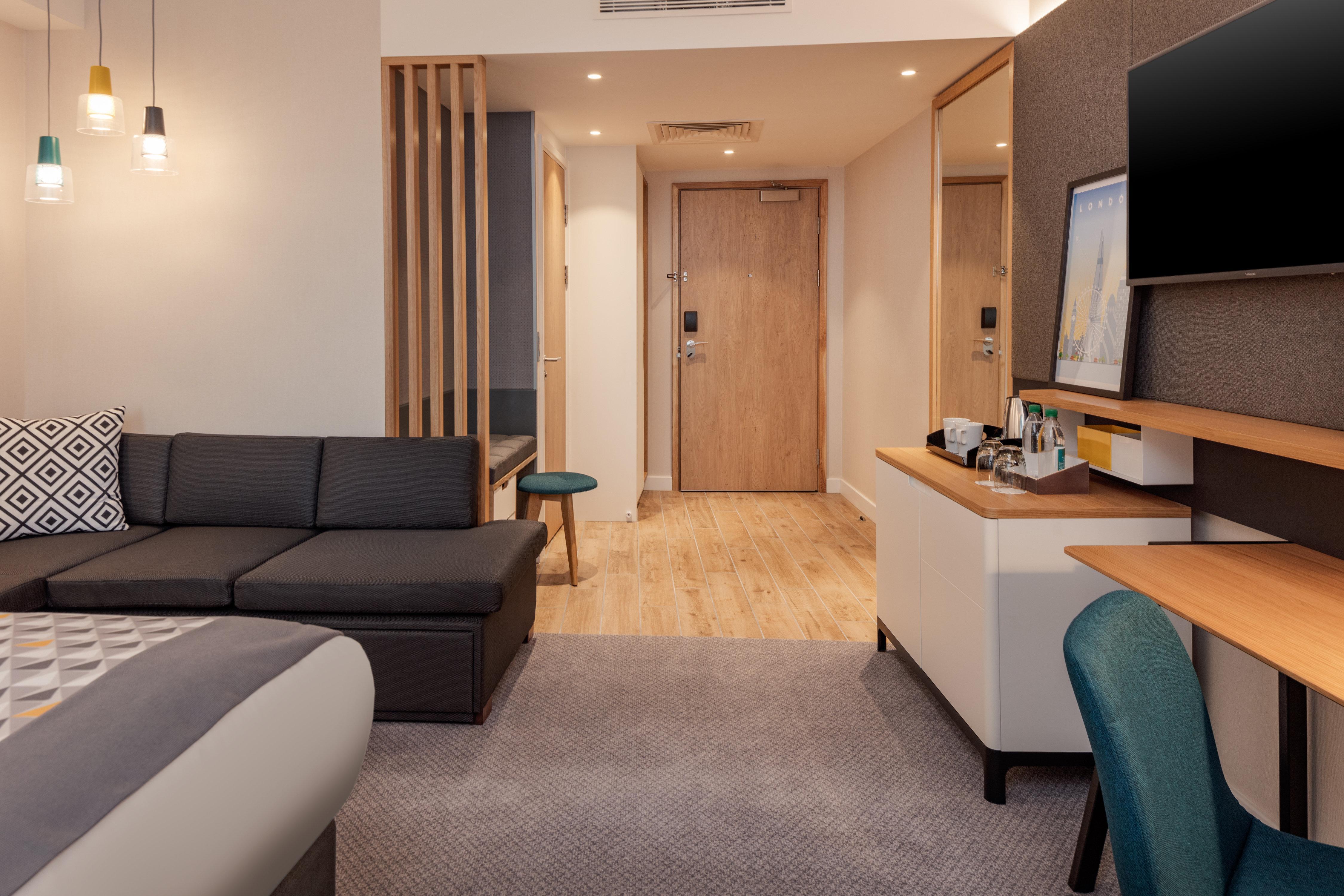 Holiday Inn London Heathrow - Bath Road By Ihg West Drayton  Exterior photo