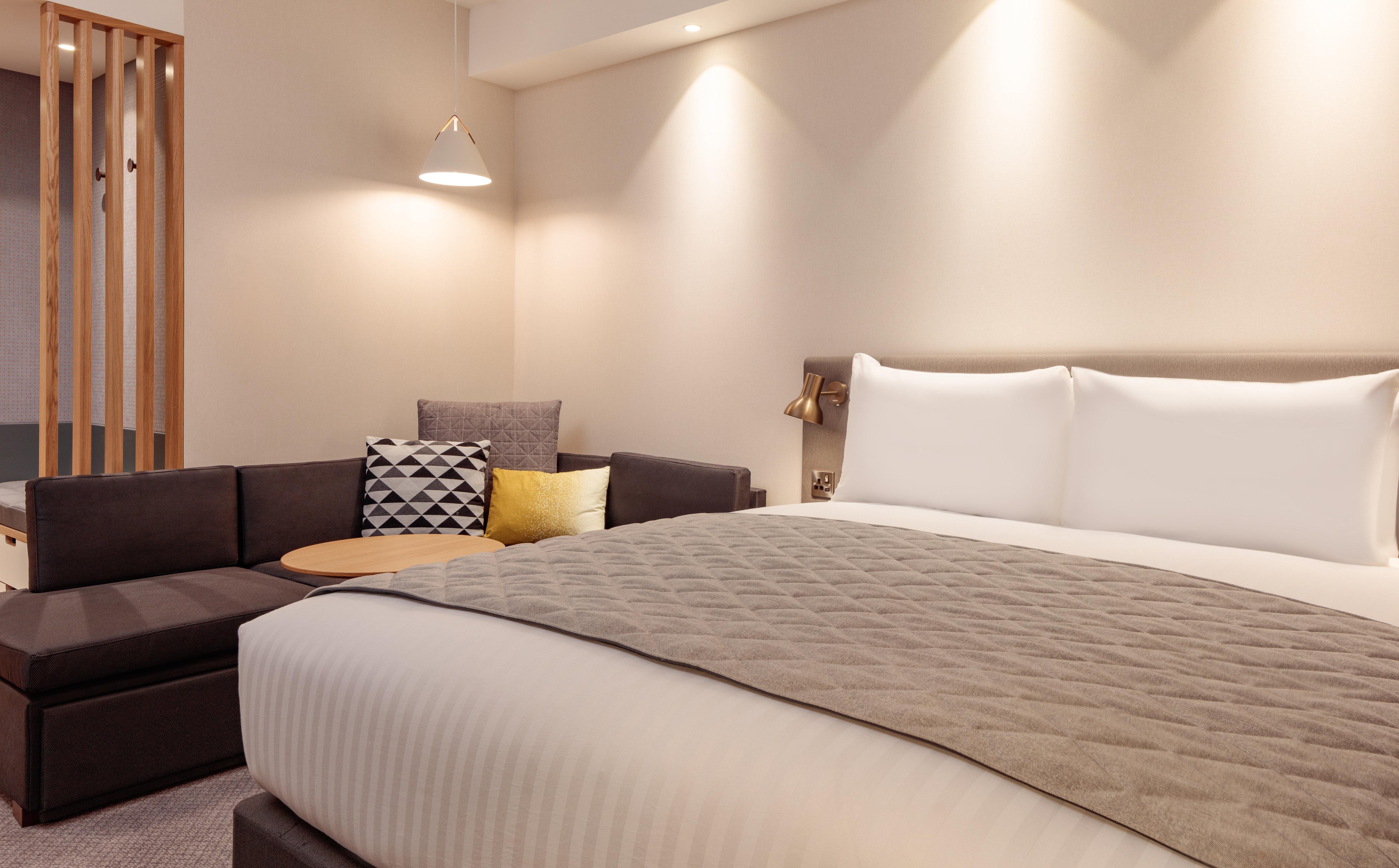 Holiday Inn London Heathrow - Bath Road By Ihg West Drayton  Exterior photo