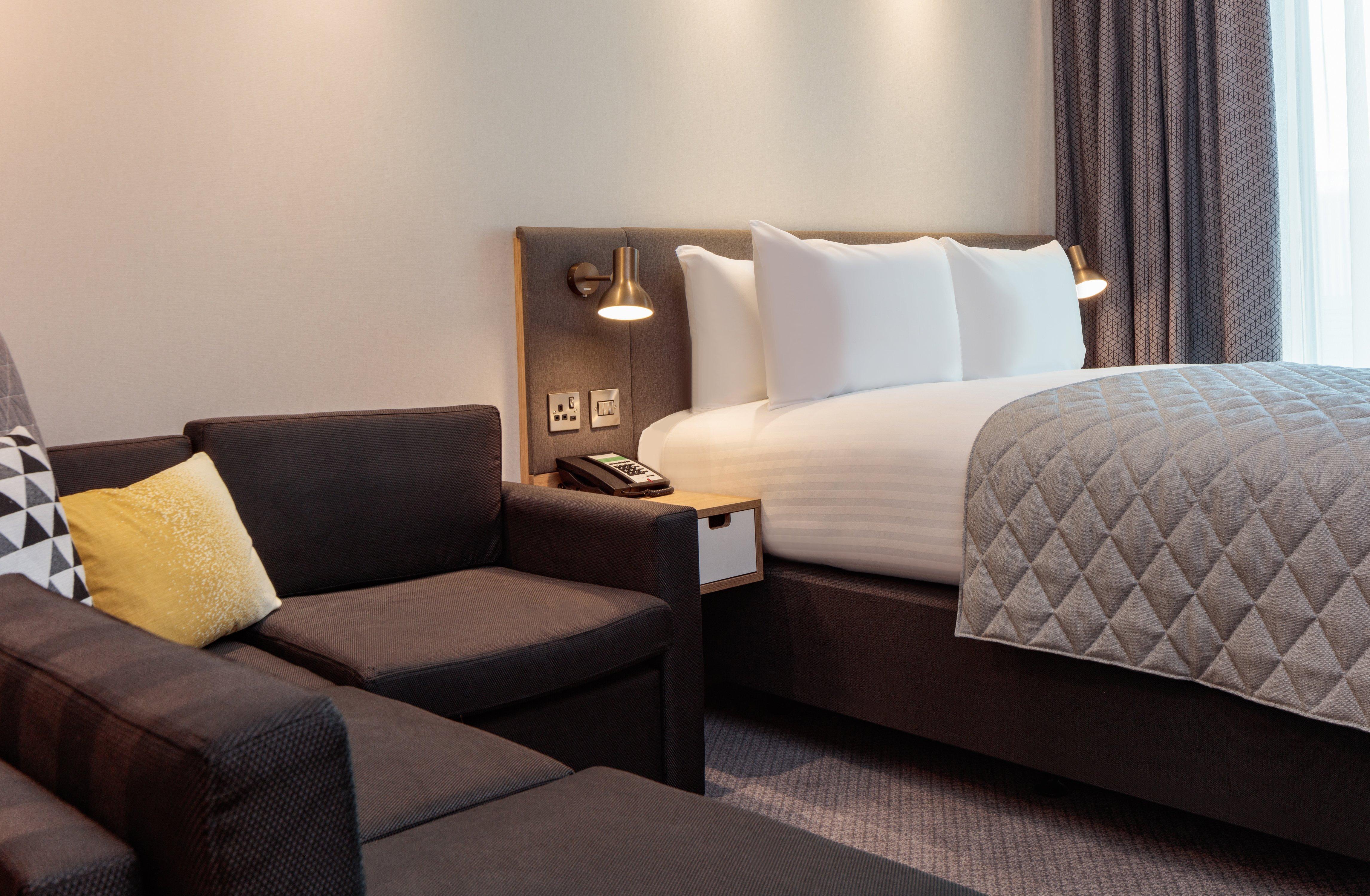 Holiday Inn London Heathrow - Bath Road By Ihg West Drayton  Exterior photo